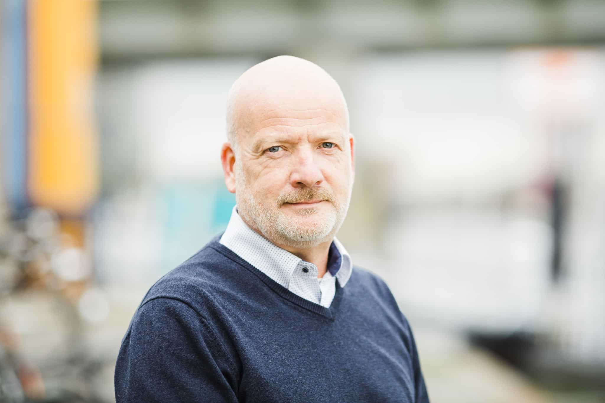 Carlo van der Does - Rivier BV